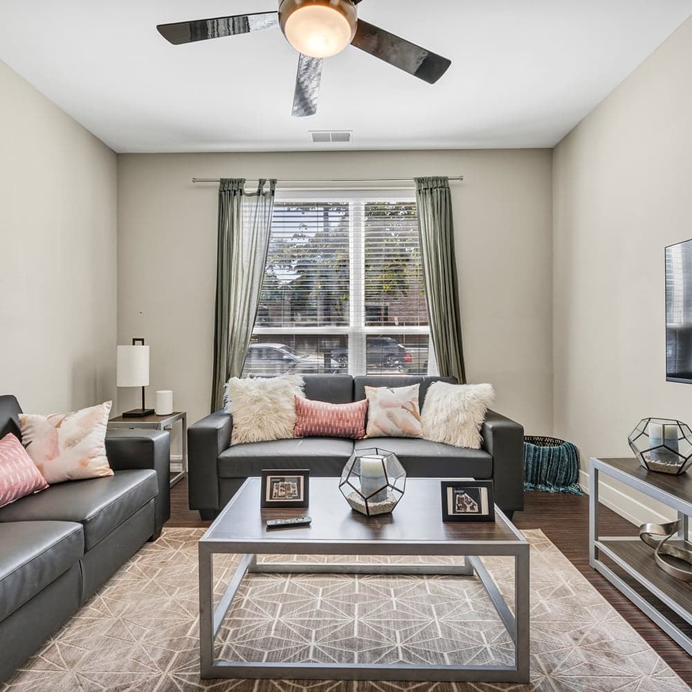 Park-Place-Waco-Model-Bathroom-05