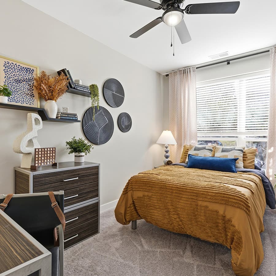 11-Park-Place-Waco-Model-Bedroom-03